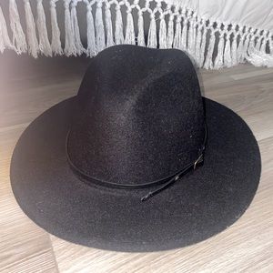 Black women’s hat